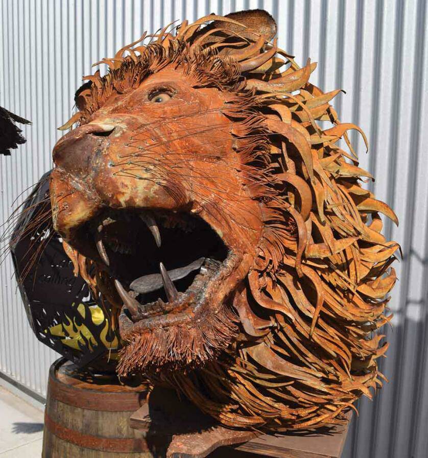 全球钣金新闻-金属制造狂：焊工制作动物的金属钣金-熊猫体育·(首页)官方网站